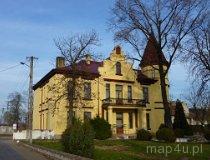 Gidle. Urząd Gminy w dawnym pałacu. (fot. Renata Leśniak-Kordzińska)