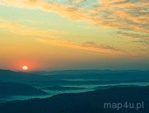Bieszczadzki Park Narodowy. Widok z połonin na wschód słońca (fot. Paweł Malarczyk)