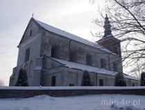 Oporów. Zespół klasztorny oo. Paulinów. Murowany kościół pw. Marcina (fot. Marek Krym)