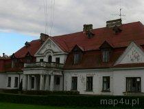 Ostr&oacute;w. Dw&oacute;r w Ostrowie. (fot. Łukasz Konieczny)