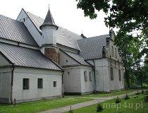 Uniejów. Kościół rzymsko-katolicki p.w. Wniebowzięcia NMP (kolegiata) (fot. Tomasz Szwagrzak)