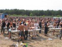 Kostrzyn nad Odrą. Przystanek Woodstock, polowa łazienka (fot. maciej Kronenberg)