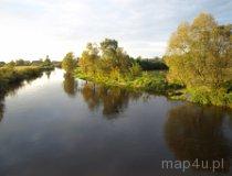 Widawka. Jesienny pejzaż, widok z mostu w miejscowości Jeziorko. (fot. Marta Pabich)