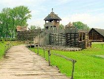 Biskupin. Muzeum Archeologiczne (fot. Marek i Ewa Wojciechowscy)