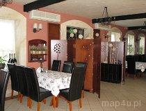 Zduńska Wola. Noclegi Restauracja „Biesiada”, ul. Łaska 104 (fot. Tomasz Szwagrzak)