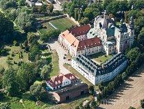 Ląd. Klasztor i kościół pocysterski NMP (fot. Kacper Dondziak)