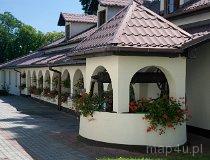 Pilica-Biskupice. Sanktuarium Matki Boskiej Śnieżnej. Klasztor Franciszkanów (fot. Agnieszka Drożdż i Jurek Hyra)