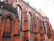 Katowice. Zespół kościoła parafialnego pw. świętych Piotra i Pawła (fot. Magdalena Suchan)