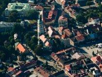 Żywiec. Dzwonnica przy kościele Narodzenia NMP (fot. Kacper Dondziak)