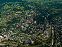 Żywiec. Dzwonnica przy kościele Narodzenia NMP (fot. Kacper Dondziak)
