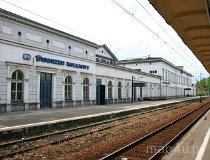 Sosnowiec. Budynek Dworca Gł&oacute;wnego (fot. Agnieszka Drożdż i Jurek Hyra)