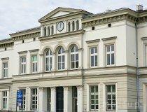 Sosnowiec. Budynek Dworca Gł&oacute;wnego (fot. Agnieszka Drożdż i Jurek Hyra)