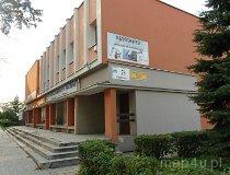 Bytom. Klub „Relaks" Bytomskiej sp&oacute;ldzielni mieszkaniowej (fot. Janusz Dębowski)