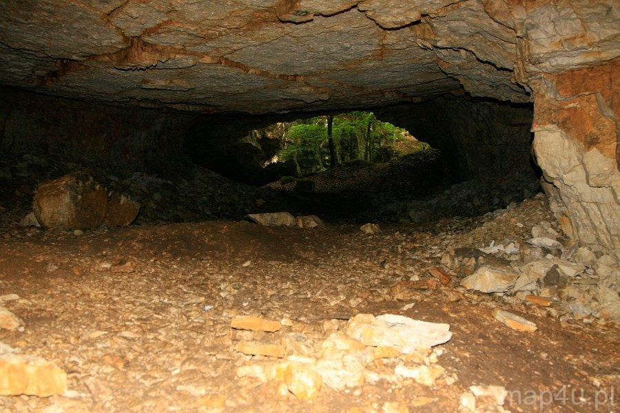 Rezerwat Przyrody Szachownica Rezerwat przyrody, jaskinia Szachownica. - Portal Turystyki Aktywnej