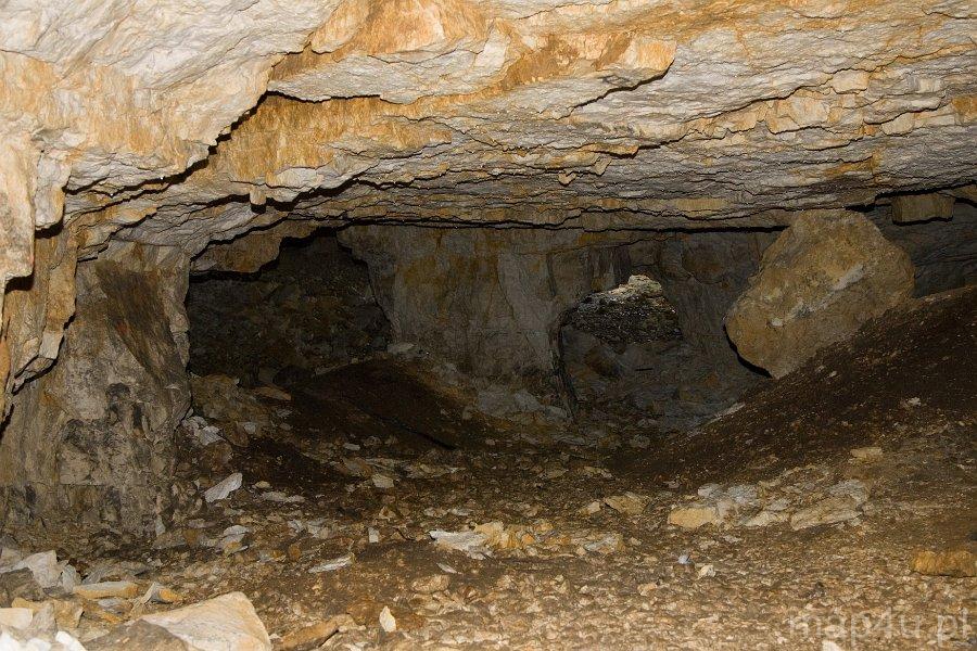 Rezerwat Przyrody Szachownica Rezerwat przyrody, jaskinia Szachownica. - Portal Turystyki Aktywnej
