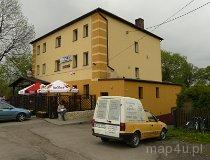 Kobi&oacute;r.  Pensjonat „Pod Sikorką”” (fot. Bartosz Dębowski)