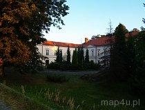 Zesp&oacute;ł pałacowo-parkowy dawnego zarządu d&oacute;br hrabi&oacute;w Henckel von Donnersmarck w Tarnowskich G&oacute;rach – Pałac w Karłuszowcu (fot. Bartosz Dębowski)