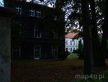 Zesp&oacute;ł pałacowo-parkowy dawnego zarządu d&oacute;br hrabi&oacute;w Henckel von Donnersmarck w Tarnowskich G&oacute;rach – Pałac w Karłuszowcu (fot. Bartosz Dębowski)