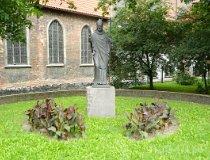 Gdańsk. Pomnik Świętego Wojciecha przy kościele pw. św. Trójcy (fot. Piotr Wojtaszek)