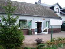 Giewart&oacute;w. Sklep spożywczy (fot. Magdalena Suchan)