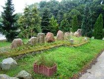 Giewart&oacute;w. Pomnik „700 lat Giewartowa” (fot. Magdalena Suchan)