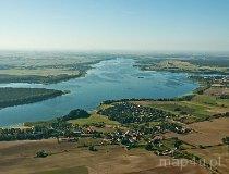 Gmina Ostrowite. Jezioro Powidzkie (fot. Kacper Dondziak)