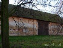 Lubczyna. Zesp&oacute;ł pałacowo-parkowo-folwarczny Sczanieckich, obecnie Gospodarstwo agroturystyczne „Pałac Lubczyna” - A. W. Wawrzyniak. Zabudowania folwarczne (fot. Piotr Solle)