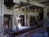 Nowe Kozuby. Drewniany młyn wodny nad rzeką Grabią (fot. Piotr Solle)