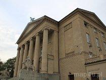 Poznań. Teatr Wielki im. Stanisława Moniuszki (fot. Jarosław Świerczyński)