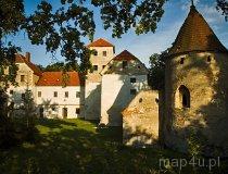 Witostowice. Dw&oacute;r (fot. Dolnośląska Organizacja Turystyczna)