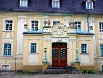 Bagno. Pałac (fot. Marek i Ewa Wojciechowscy)