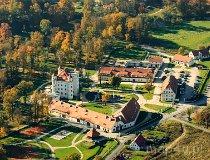 Wojanów. Zespół pałacowo-parkowy (fot. Kacper Dondziak)