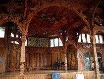 Świerad&oacute;w-Zdr&oacute;j. Dom Zdrojowy (fot. Marek i Ewa Wojciechowscy)