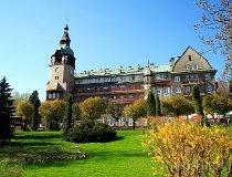 Świerad&oacute;w-Zdr&oacute;j. Dom Zdrojowy (fot. Marek i Ewa Wojciechowscy)