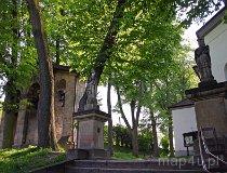 Dobczyce. Kości&oacute;ł pw. św. Jana Chrzciciela (fot. Marek i Ewa Wojciechowscy)