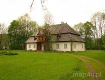 Łopuszna. Dw&oacute;r Lisickich (fot. Marek i Ewa Wojciechowscy)