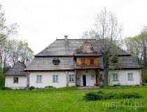 Łopuszna. Dw&oacute;r Lisickich (fot. Marek i Ewa Wojciechowscy)