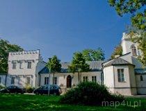 dwór w Konopnicy, 1 poł. XIX, od strony parku (fot. Kacper Dondziak)