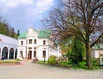Iwonicz-Zdr&oacute;j. Deptak (fot. Marek i Ewa Wojciechowscy)