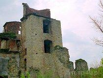 Zagórz. Ruiny zespołu klasztornego oo. Karmelitów Bosych (fot. Marek i Ewa Wojciechowscy)