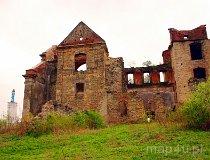 Zagórz. Ruiny zespołu klasztornego oo. Karmelitów Bosych (fot. Marek i Ewa Wojciechowscy)