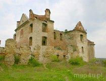 Zagórz. Ruiny zespołu klasztornego oo. Karmelitów Bosych (fot. Marek i Ewa Wojciechowscy)