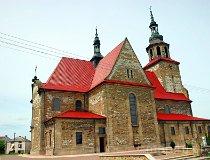 Łopuszno. Kości&oacute;ł pw. Podwyższenia Krzyża Świętego (fot. Marek i Ewa Wojciechowscy)