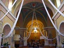 Łopuszno. Kości&oacute;ł pw. Podwyższenia Krzyża Świętego (fot. Marek i Ewa Wojciechowscy)