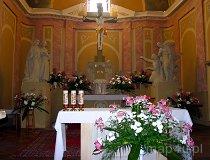 Łopuszno. Kości&oacute;ł pw. Podwyższenia Krzyża Świętego (fot. Marek i Ewa Wojciechowscy)