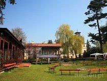 Wierzchowiska. Zesp&oacute;ł pałacowy Koźmian&oacute;w (fot. Marek i Ewa Wojciechowscy)