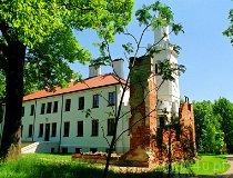 Chrcynno. Pałac i stadnina koni (fot. Marek i Ewa Wojciechowscy)