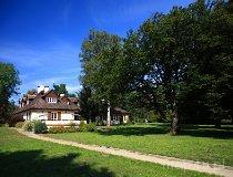 Dańk&oacute;w. Zesp&oacute;ł dworski (fot. Marek i Ewa Wojciechowscy)