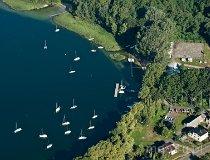 Kosewo. Port śr&oacute;dlądowy Ośrodka Wypocznkowo-Żeglarskiego „Horn” nad j. Powidzkim (fot. Kacper Dondziak)
