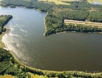 Okartowo. Port śr&oacute;dlądowy „Okartowo przy moście” nad j. Śniardwy (fot. Kacper Dondziak)